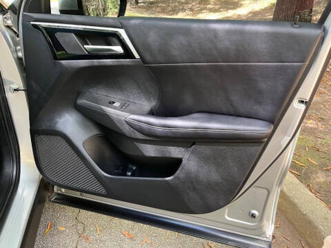 2022 Mitsubishi Outlander SE Launch Edition