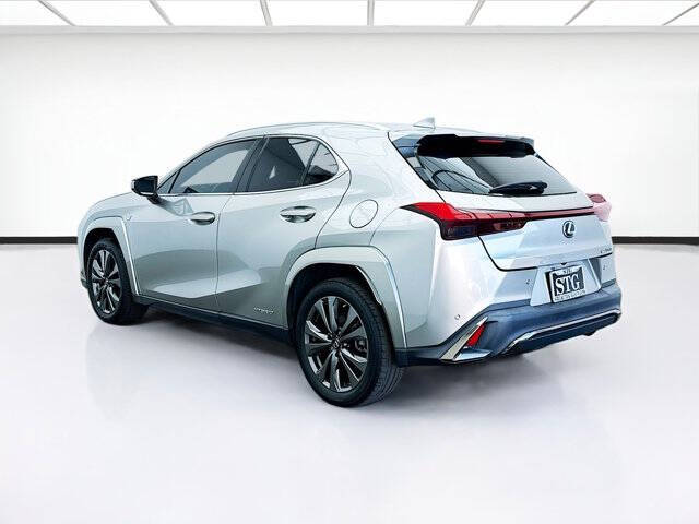 2022 Lexus UX 250h F SPORT