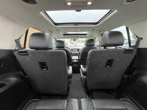 2020 GMC Acadia Denali