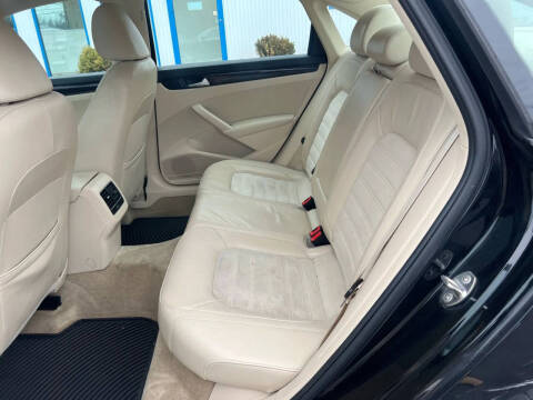 2015 Volkswagen Passat 1.8T SEL Premium