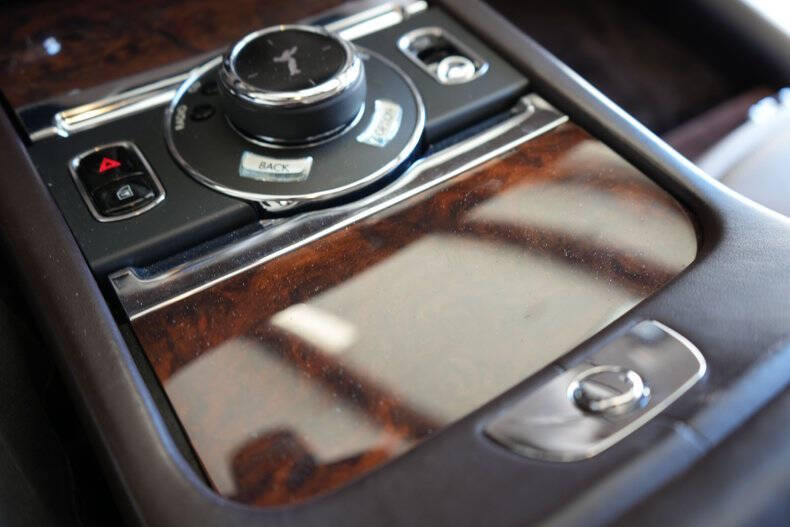 2017 Rolls-Royce Dawn