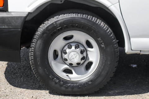 2017 Chevrolet Express 2500