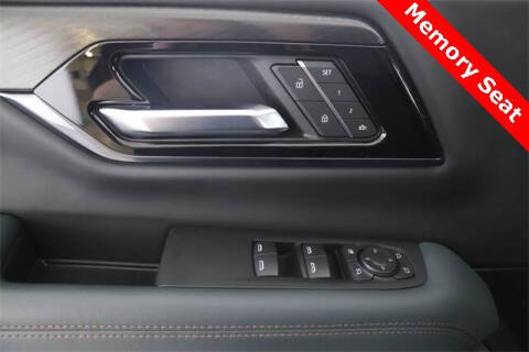 2025 GMC Yukon XL AT4