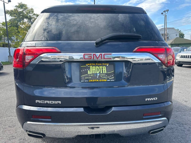 2018 GMC Acadia Denali