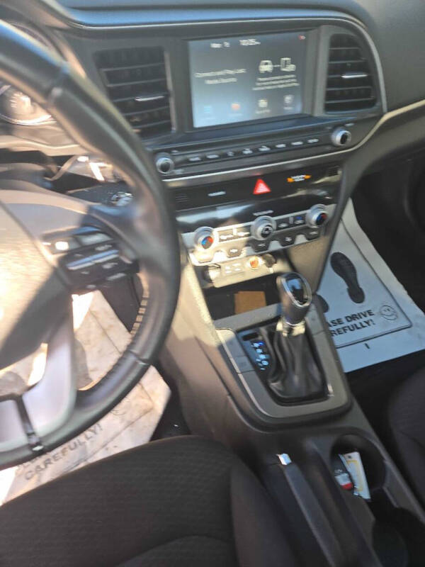 2020 Hyundai Elantra