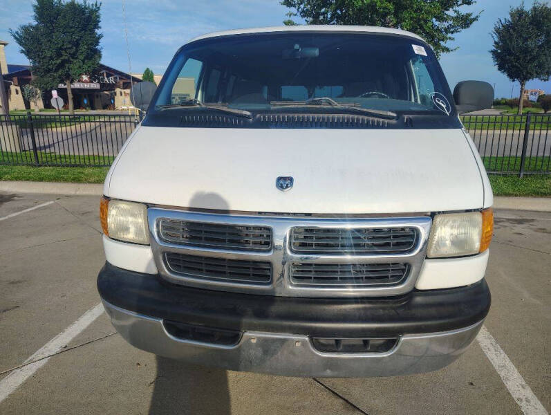 1999 Dodge Ram Van 3500 Maxi