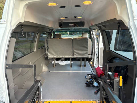 2011 Ford E-Series E-150