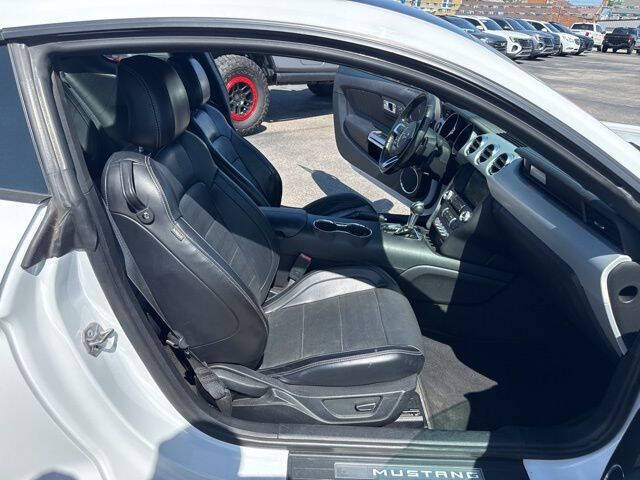 2016 Ford Mustang EcoBoost Premium