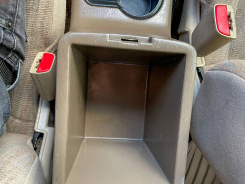 2000 Nissan Frontier XE