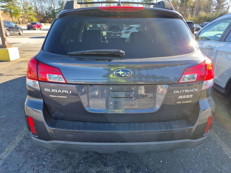 2013 Subaru Outback 2.5i Limited