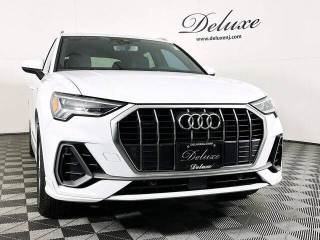 2024 Audi Q3 quattro S line Premium 45 TFSI