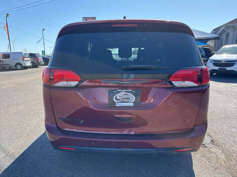 2020 Chrysler Pacifica Touring