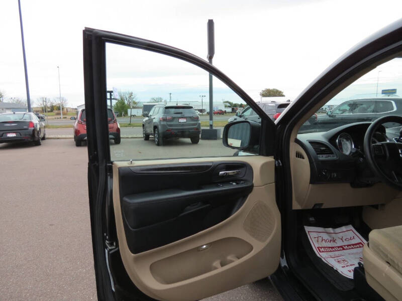 2015 Dodge Grand Caravan SE