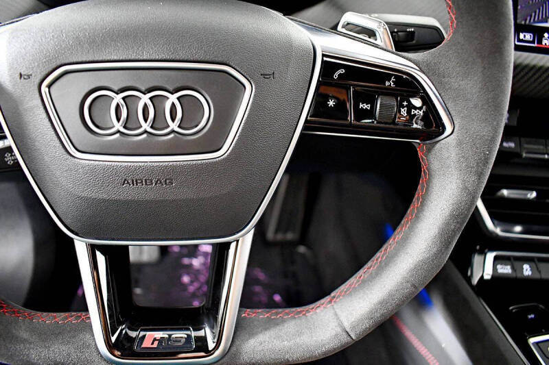 2022 Audi RS e-tron GT quattro