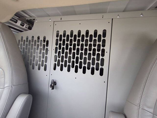 2025 Chevrolet Express 2500