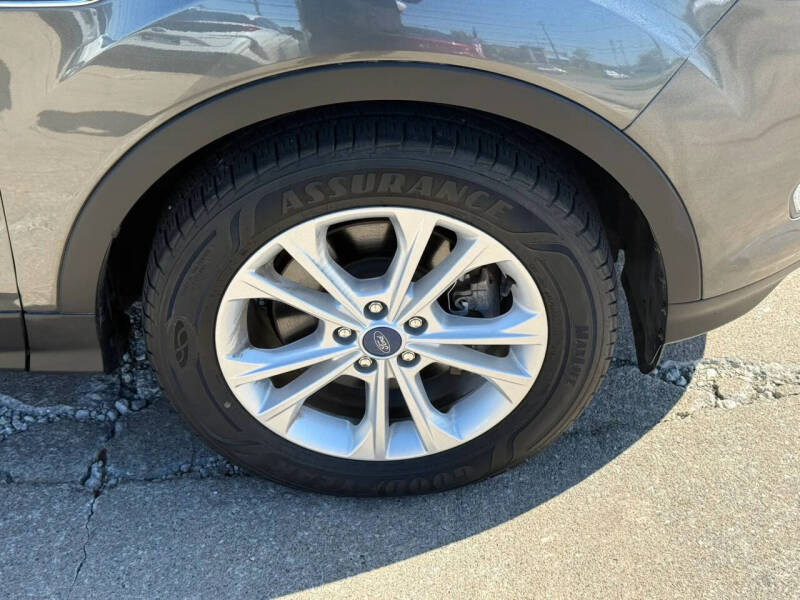 2019 Ford Escape SEL