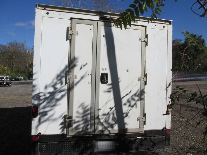 2023 Ford E-350
