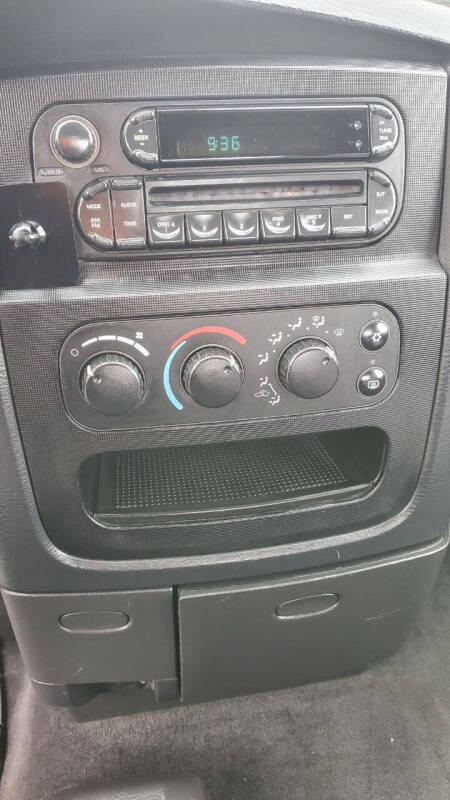 2005 Dodge Ram 2500 SLT