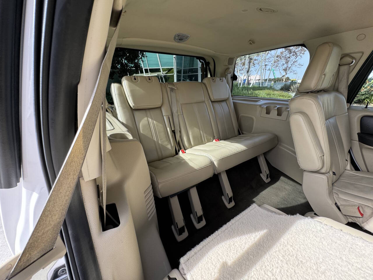 2015 Lincoln Navigator for sale at Got Cars in Downey, CA