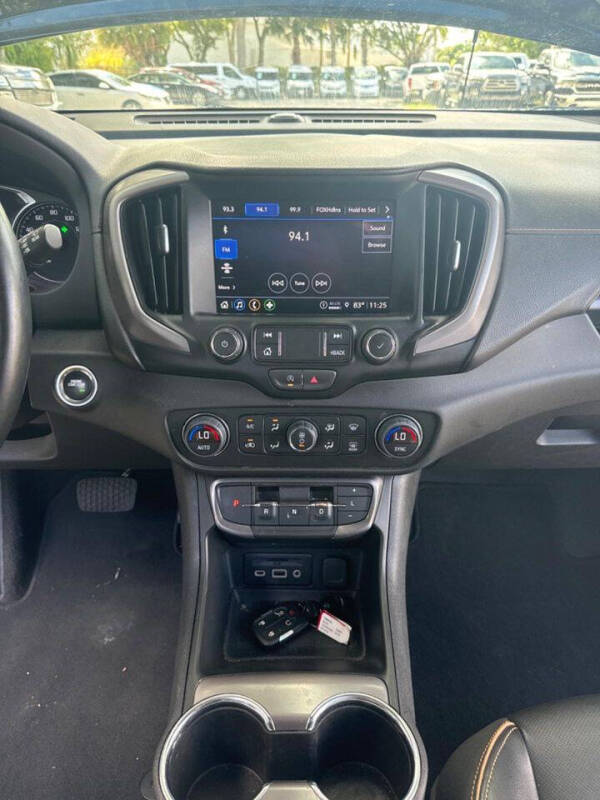 2023 GMC Terrain AT4