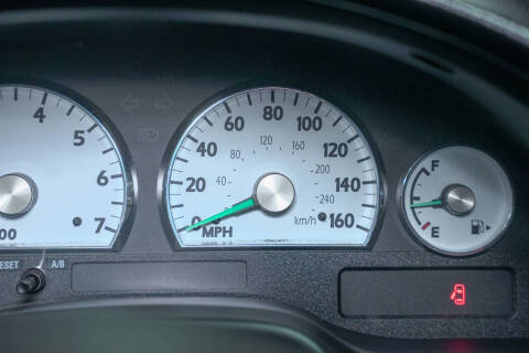 2004 Ford Thunderbird Deluxe