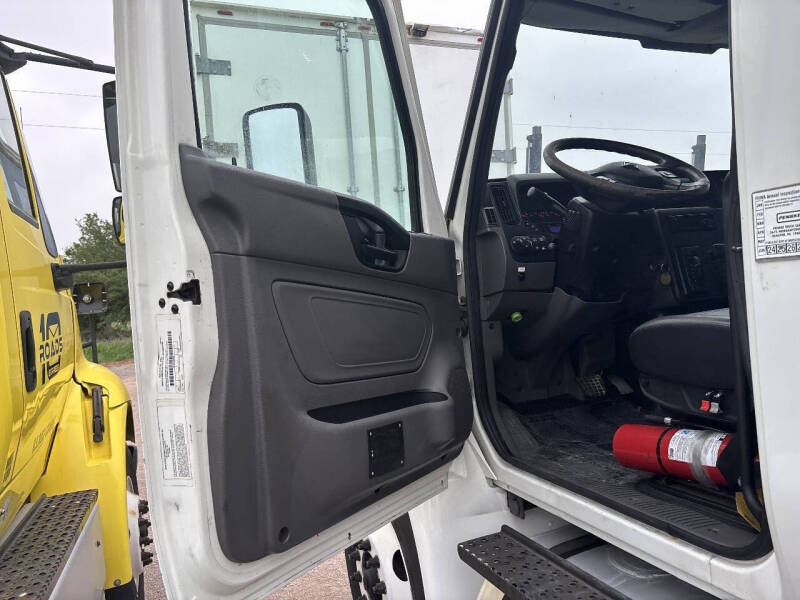 2019 International MV607