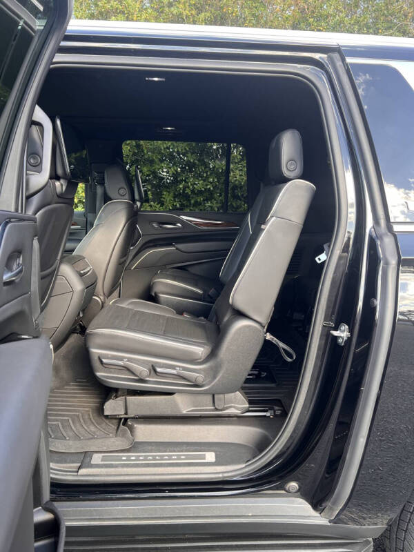 2021 Cadillac Escalade ESV Premium Luxury