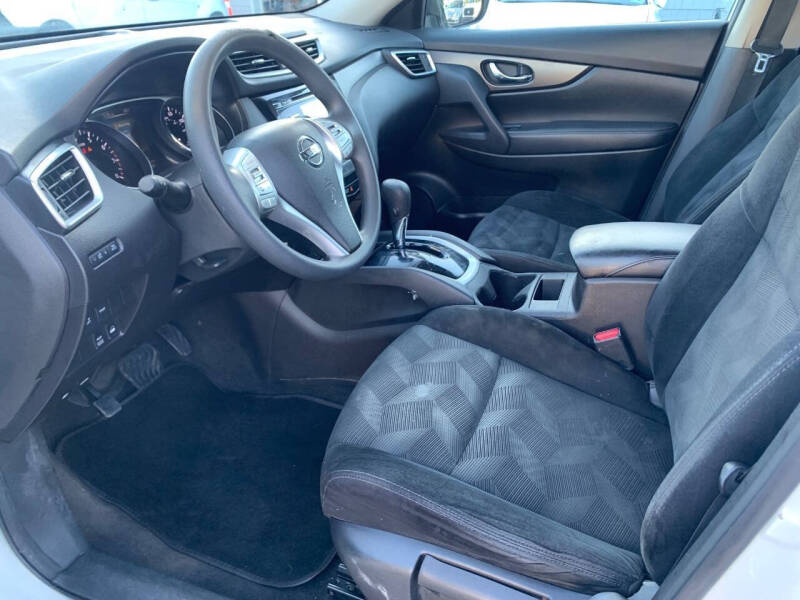 2015 Nissan Rogue S