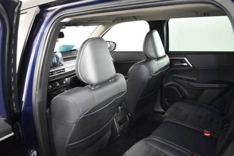 2023 Mitsubishi Outlander PHEV SE