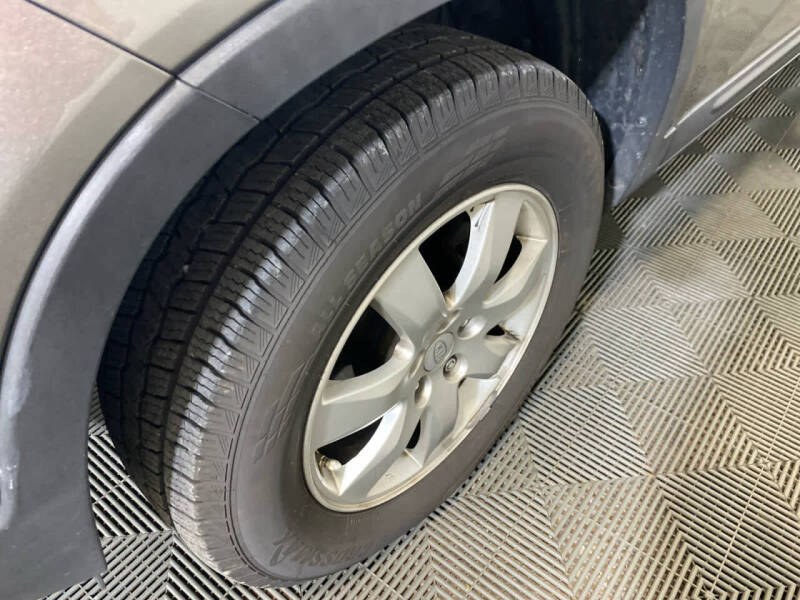 2011 Kia Sorento LX