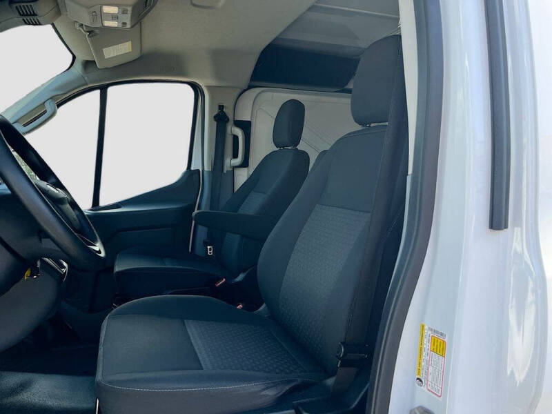 2025 Ford Transit