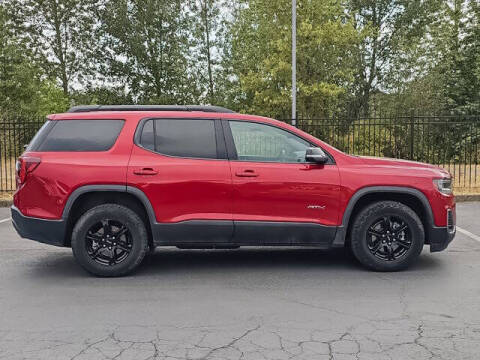 2022 GMC Acadia AT4
