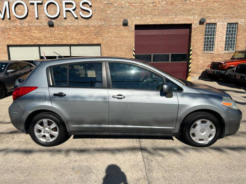 2009 Nissan Versa 1.8 S
