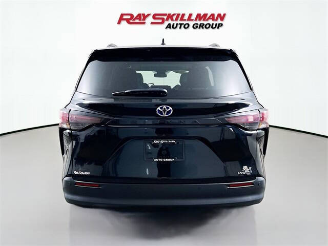 2024 Toyota Sienna
