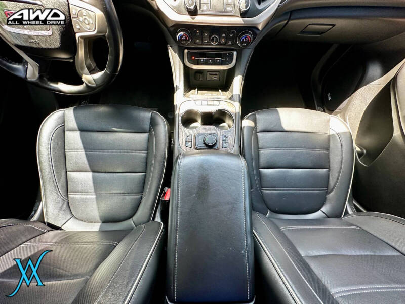 2020 GMC Acadia Denali