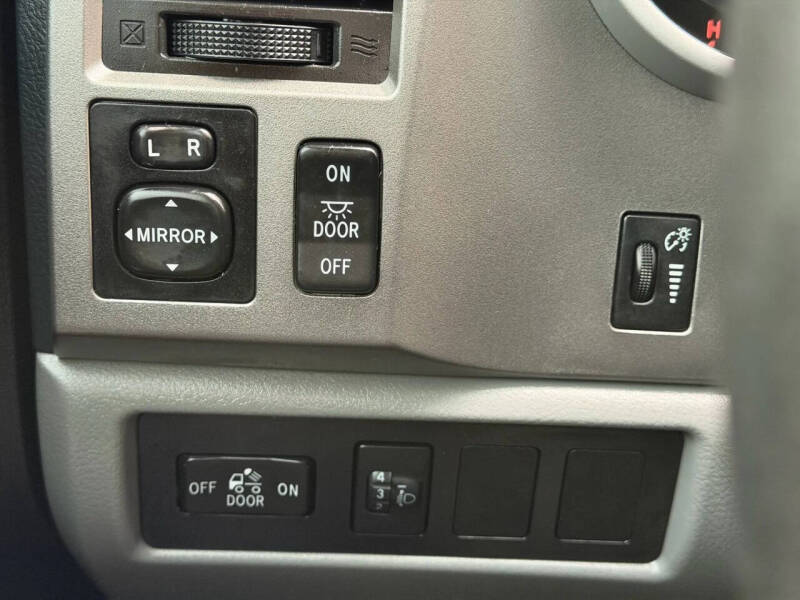 2013 Toyota Tundra Grade