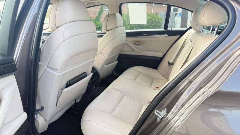 2013 BMW 5 Series 528i