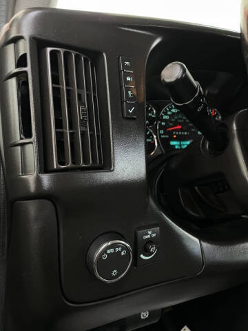 2017 Chevrolet Express LT 3500