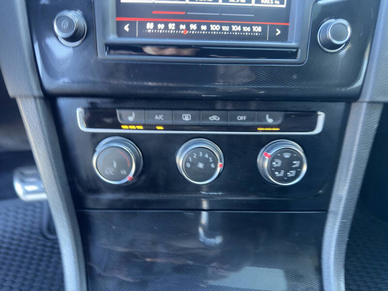 2017 Volkswagen Golf GTI Autobahn