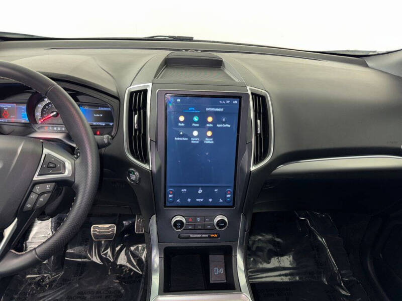 2022 Ford Edge ST
