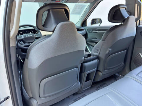 2026 Kia EV9 Light Long Range