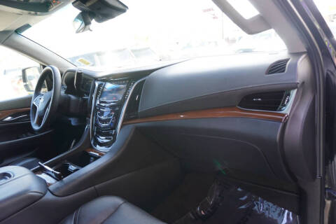 2020 Cadillac Escalade ESV Luxury