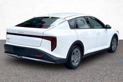 2025 Kia K4 LX