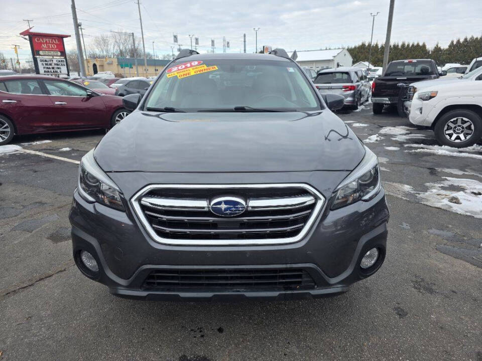 2019 Subaru Outback Premium's photo