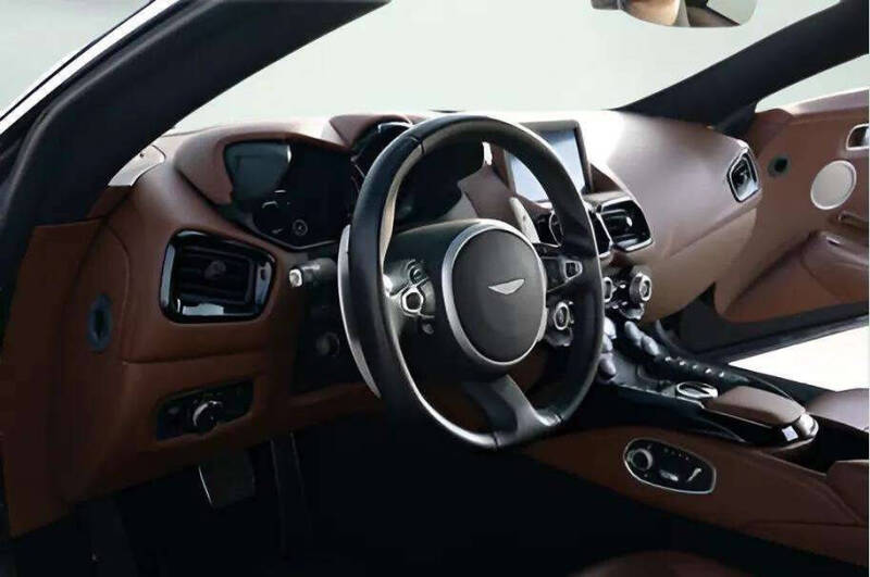 2020 Aston Martin Vantage