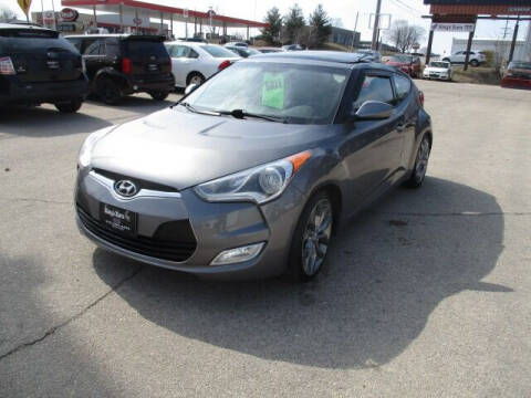 2012 Hyundai Veloster for sale at King's Kars in Marion IA