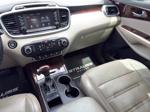 2017 Kia Sorento EX V6