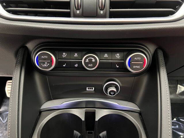 2023 Alfa Romeo Stelvio Veloce