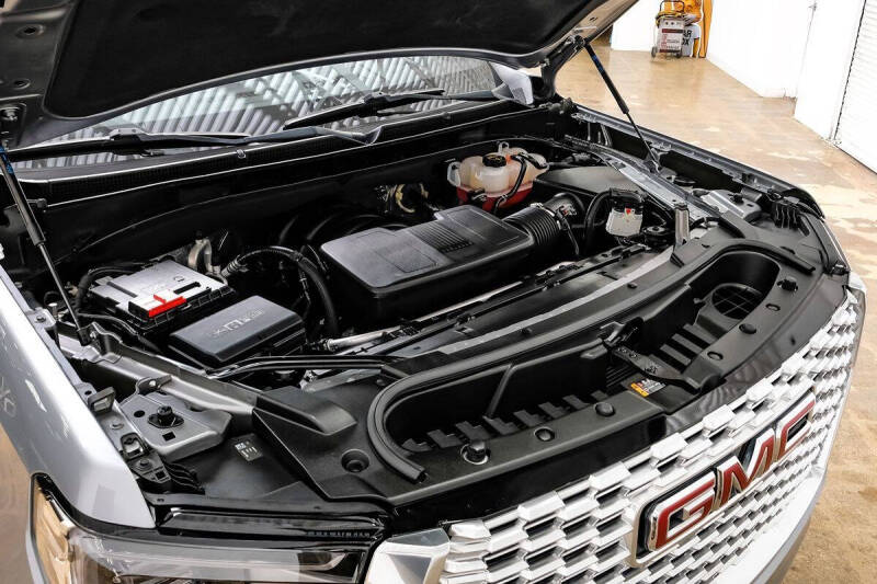 2024 GMC Yukon XL Denali