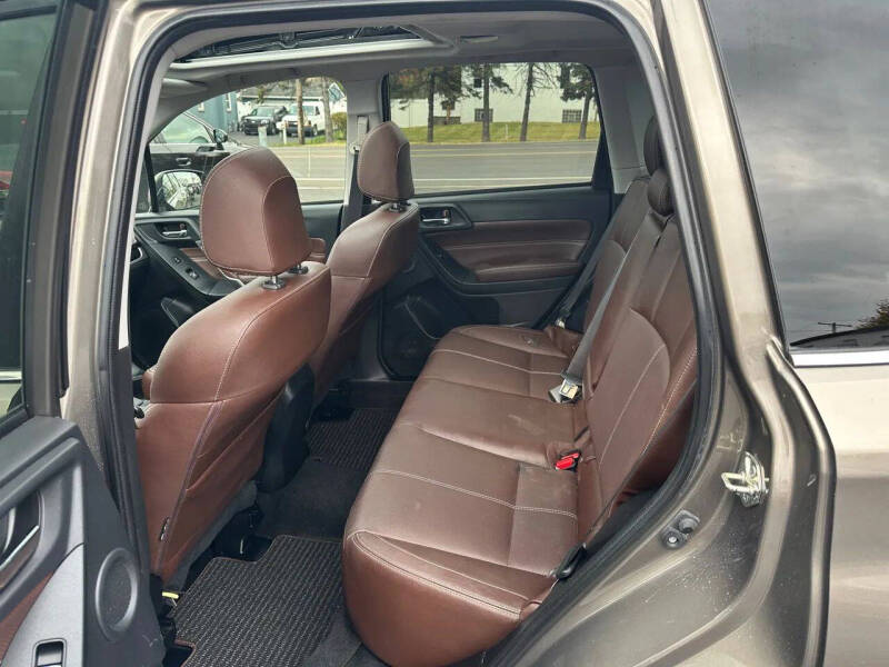 2017 Subaru Forester 2.5i Touring